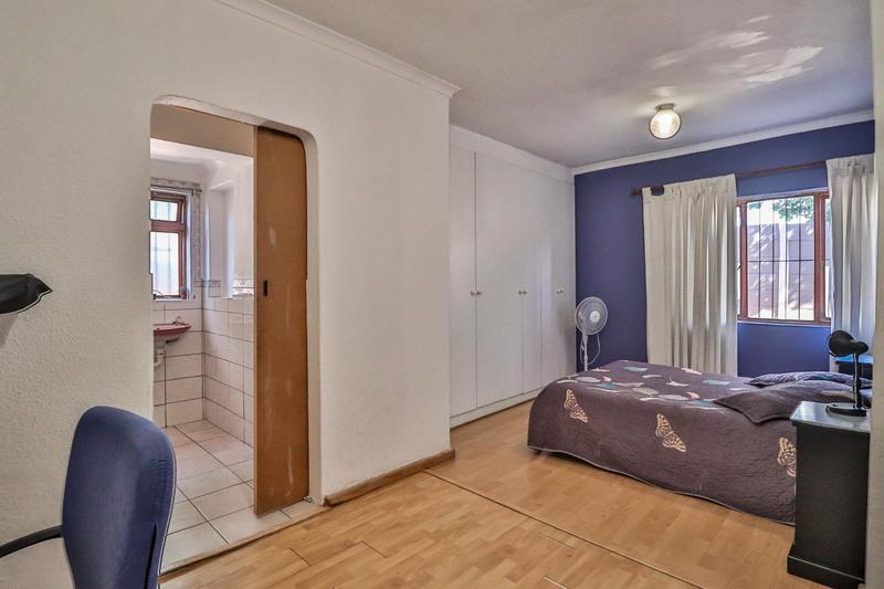 3 Bedroom Property for Sale in Bellville Western Cape